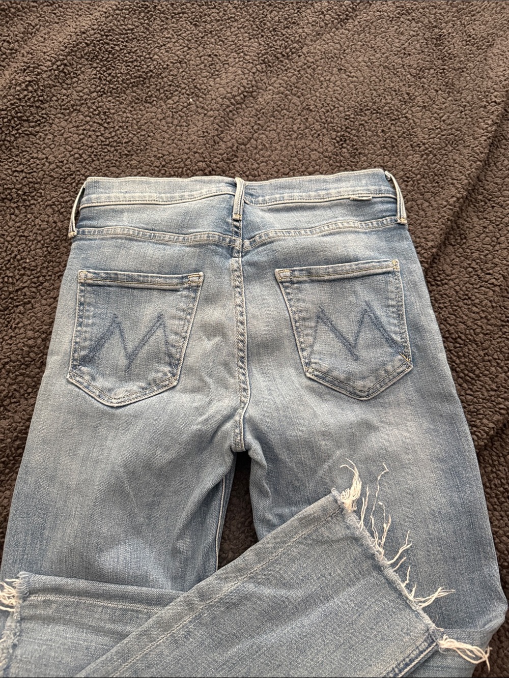 MOTHER mid rise dazzler crop fray. Light Blue Straight-Leg Jeans with Frayed Hem - Picture 5 of 8